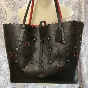 Coach Tea Rose Market Tote Black & Red HTF